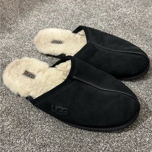 UGG | Shoes | Ugg Black Suede Slippers With Cream Shearling  display picture 3